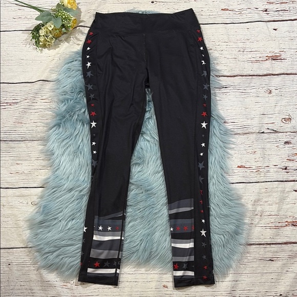 Krimson Klover Dream On Star Striped Graphic Leggings - Picture 2 of 9